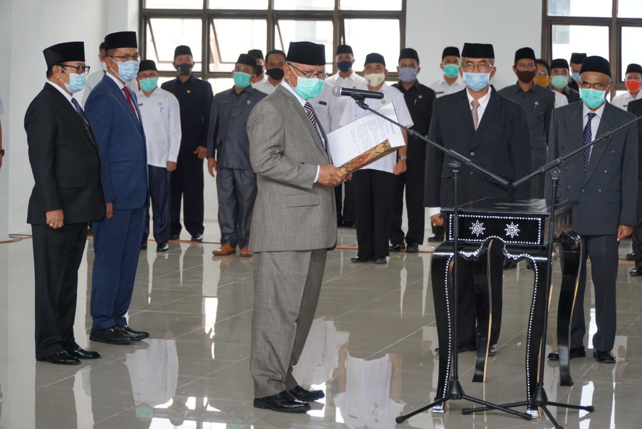 Mutasi Pejabat di Lotim,  Bupati Minta Pejabat Bekerja Keras
