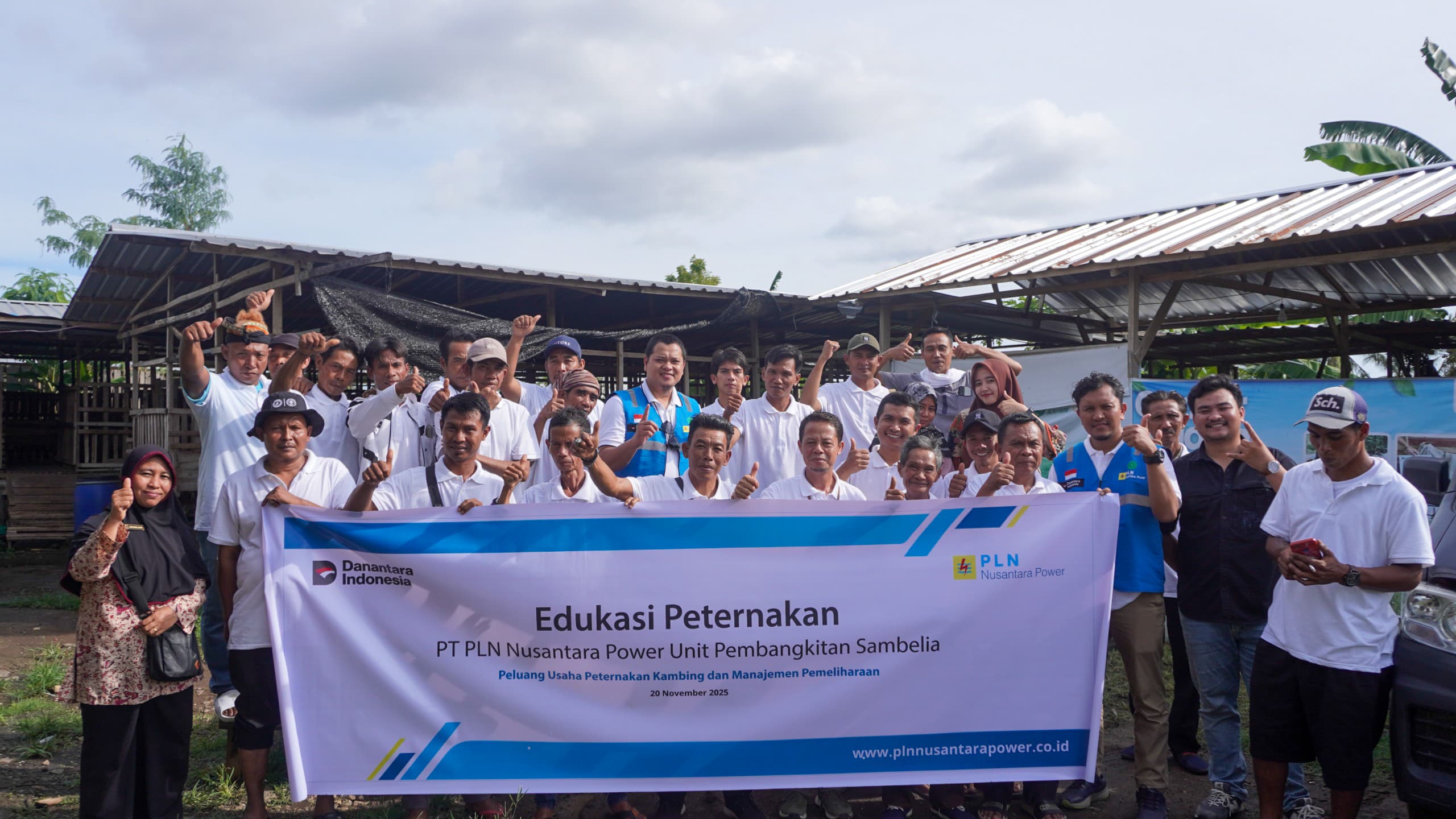 Lewat Program Edukasi, PLN Nusantara Power Sambelia Tingkatkan Kapasitas Peternak Padak Guar