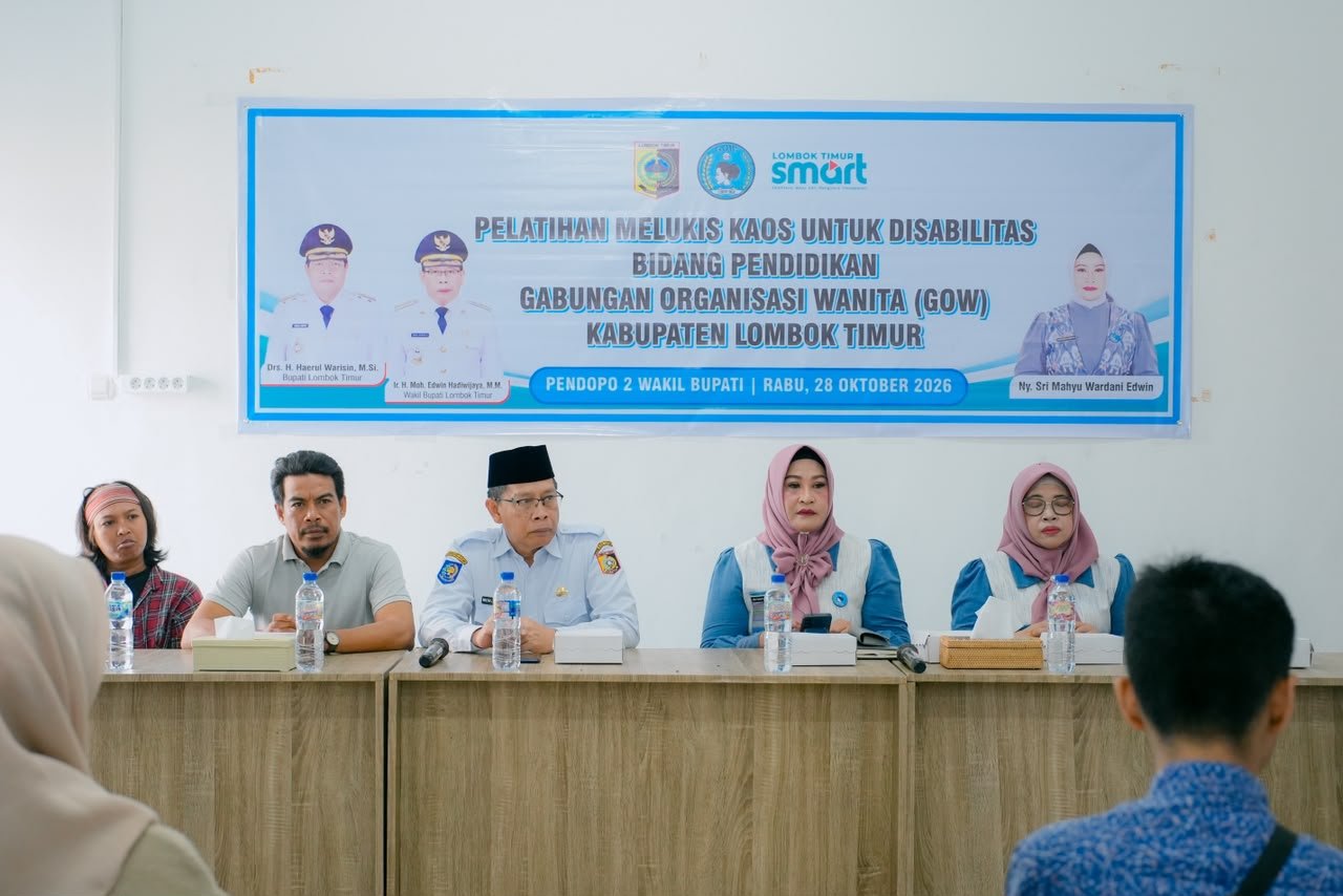 Wabup Lotim Buka Pelatihan Melukis Bagi Penyandang Disabilitas